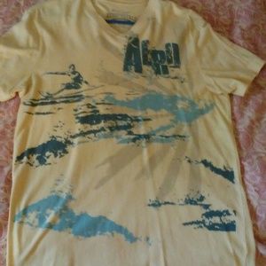 Aeropostale short sleeve. medium